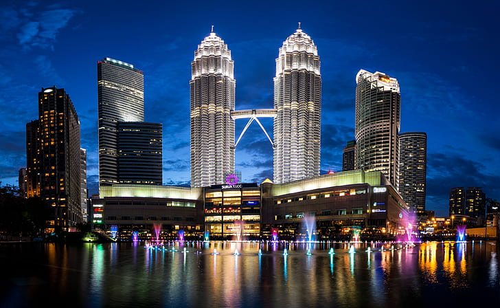 4k malaysia petronas towers skyline wallpaper preview