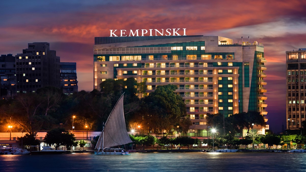 Kempinski Nile Hotel ext sunset