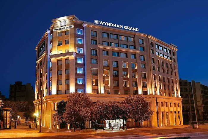 welcome to the wyndham (1)